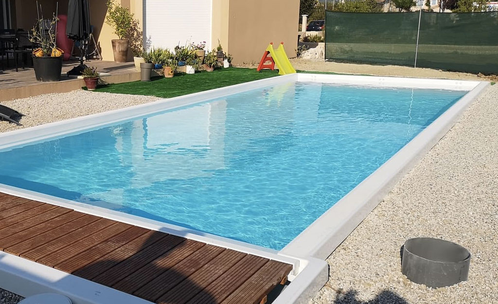 Piscine coque MALIBU avec ou sans volet